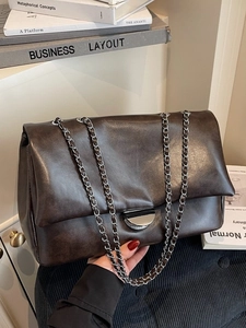 Damen Große Kapazität PU Leder Vintage Kette Schultertasche Casual Pendler Tote Crossbody Handtasche Metallschließe