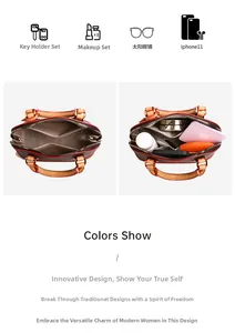 Vue détaillée de l'intérieur spacieux à plusieurs compartiments de ce sac rétro