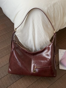 Women Retro PU Leather Hobo Shoulder Bag Large Capacity Underarm Bag With Crinkled Oil Wax Finish Gold Hardware Commuting Tote
