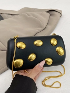Borsa Clutch da Sera da Donna in Pelle PU Fashion Box Borsa a Tracolla Con Decorazione in Metallo Irregolare e Tracolla a Catena a Serpente d'Oro
