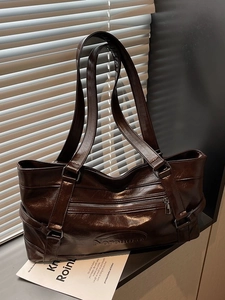 Vintage PU Leather Large Capacity Tote Bag For Women Fashion Commuter Shoulder Bag With Front Zipper Pocket Stylish Handbag