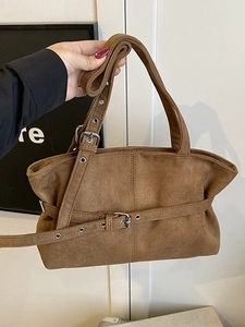 Sac fourre-tout vintage en daim marron avec boucles en métal argenté, grand sac à main chic