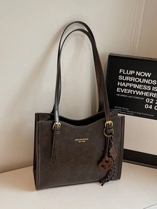 Retro large capacity dark brown tote bag with shoulder straps and gold hardware