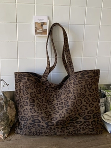 Grand sac cabas tendance à imprimé léopard en toile pour le quotidien et bureau