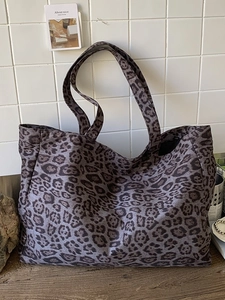 Grand sac cabas à imprimé léopard en tissu marron pour le quotidien et le bureau