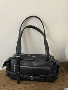 Vintage PU Leather Rectangular Underarm Bag For Women Fashion Retro Motorcycle Shoulder Bag With Metal Buckles And Zippers