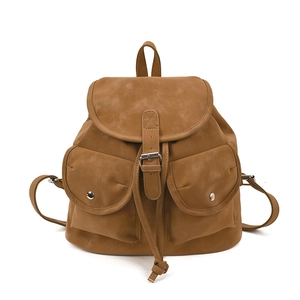 Sac à dos minimaliste en similicuir marron vintage avec poches et fermeture à cordon