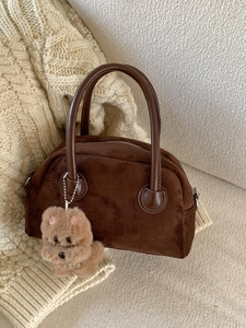 Vintage Wildleder Mini Handtasche Für Damen Retro Kissentasche Weiche Boston Bag Mit Plüsch Hund Anhänger Umhängetasche