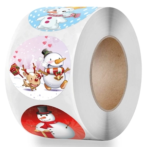 Rouleau d'autocollants ronds de Noël avec bonshommes de neige et rennes pour sceau de cadeau