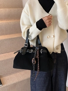 Minimalist American retro frosted large capacity black tote bag with braided charms