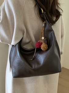Vintage Large Capacity PU Leather Tote Bag For Women Retro Hobo Shoulder Bag With Pom Pom Charm Minimalist Daily Handbag