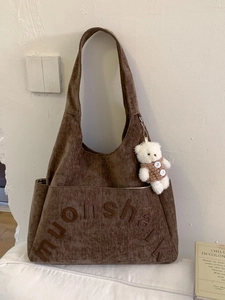 Grand Sac Fourre-tout en Velours Côtelé pour Femmes Avec Pendentif Ours Lettre Brodée Sac à Bandoulière Décontracté