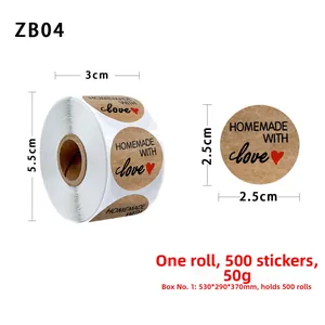 Détail d'autocollants ronds en kraft de 2,5 cm avec texte Homemade with love et coeur