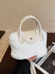 Women Faux Fur Handbag Cute Plush Crossbody Bag With PU Leather Handle Magnetic Snap Small Winter Shoulder Bag For Everyday