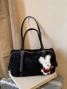 Women Urban Minimalist Faux Suede Tote Bag Large Capacity Casual Shoulder Bag With Plush Charm Commuter Handbag