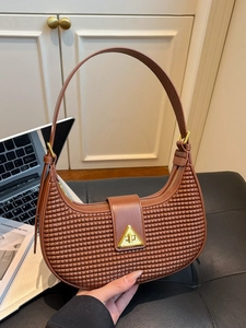 Vintage PU Leather Woven Texture Shoulder Bag For Women Fashion Hobo Bag With Triangular Metal Buckle Retro Underarm Bag