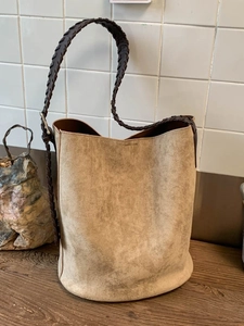 Borsa a secchiello hobo retrò in pelle scamosciata con tracolla intrecciata color kaki