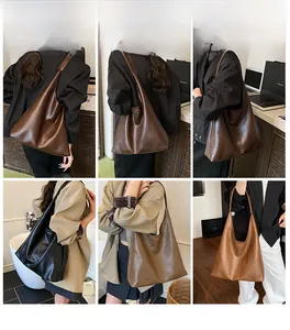 Detail showcasing high-capacity tote bags in four colors with a minimalist retro hobo design