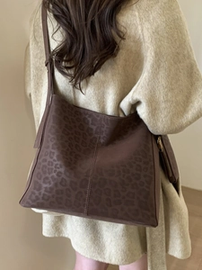 Sac Fourre-tout Imprimé Léopard pour Femmes en Cuir PU Grande Capacité Sac Seau Avec Mini Pochette Rétro Minimaliste Quotidien