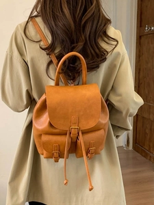 Damen Rucksack aus braunem PU-Leder im Vintage-Stil mit Schnallentaschen und Handgriff oben