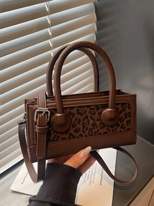 Petit sac à main léopard marron rétro avec poignées en cuir et bandoulière amovible