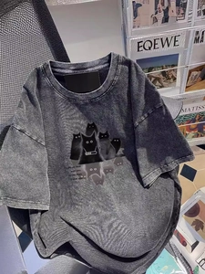 Oversized retro grey cotton t-shirt featuring black cat print in American street style