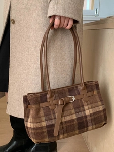Retro plaid tote bag in wool fabric with leather straps and metal buckle detailing