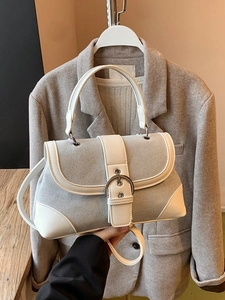 Borsa a mano retrò in pelle scamosciata grigia con finiture bianche e fibbia ad anello
