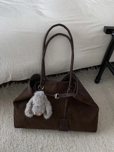 Women Large Capacity PU Leather Tote Bag Suede Texture Commuter Shoulder Bag With Rabbit Plush Pendant Minimalist Handbag