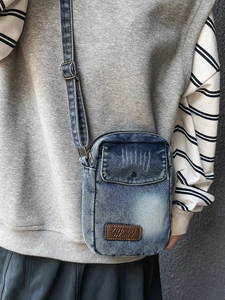 Retro washed blue denim crossbody phone bag with adjustable strap for casual street style