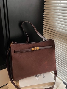 Grand sac cabas rétro en daim bordeaux avec fermoir doré pour l'automne et l'hiver