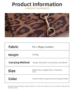 Détail de la texture léopard et du fermoir en métal sur le sac d'épaule en daim PU