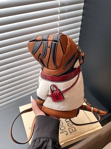 French Bulldog shaped crossbody bag in brown leather and white faux fur texture
