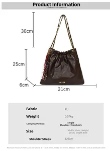 Detailed size chart and dimensions of the retro tote bag with PU leather specifications
