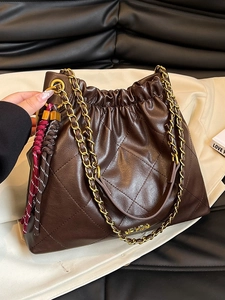 Vintage dark brown quilted tote bag with gold chain strap for women autumn winter fashion