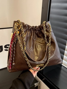 Retro dark brown quilted tote bag with chain strap and large capacity for women