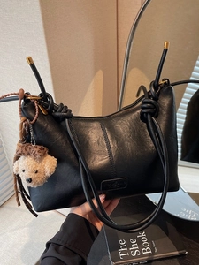 Women Large Capacity PU Leather Tote Bag Vintage Hobo Shoulder Bag With Cute Bear Charm For Everyday Commuting Casual Style