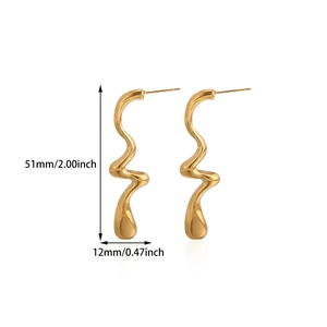 Detailed size specifications for 18K gold-plated irregular wavy stainless steel earrings