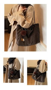 Détail d'un grand cabas vintage marron avec pompon et perles sur un manteau kaki