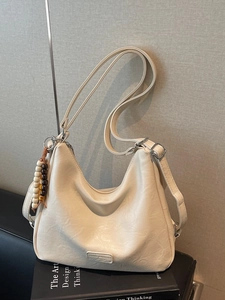 Women Vintage PU Leather Hobo Shoulder Bag With Wooden Bead Charm Fashion Underarm Bag Versatile Crossbody Bag For Daily Commute
