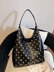 Sac hobo rétro noir à clous argentés, grand sac sous le bras vintage pour femme