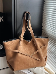 Sac Fourre-Tout Vintage de Grande Capacité pour Femmes en Cuir PU Rétro Sac à Épaule Décontracté pour Trajets Main Élégant Minimaliste