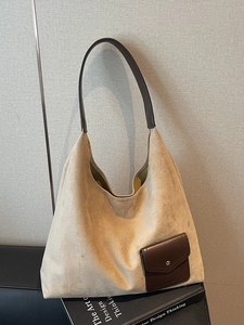 Women Matte PU Leather Large Capacity Bucket Bag Contrast Splicing Color Block Street Style Commuting Shoulder Tote Bag
