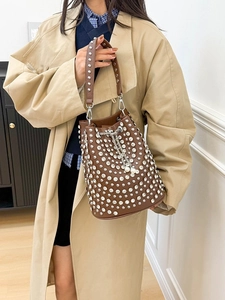 Sac Seau Chic en Simili-Cuir pour Femme Avec Strass Et Rivets Pompon en Künstliche Perle Bandoulière Chaîne Mode Quotidienne