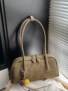 Olive green vintage Boston shoulder bag in lychee pattern leather with dual zippers