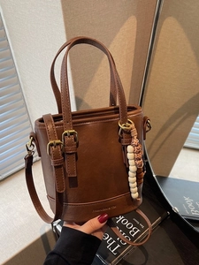 Fashion PU Leather Bucket Bag For Women Vintage Stitching Crossbody Shoulder Bag With Beaded Charm Handbag