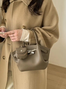 Minimalist olive grey underarm bag in lychee pattern leather with a mini coin purse