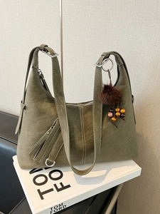 Vintage dark green large capacity tote bag with dual shoulder straps and charms