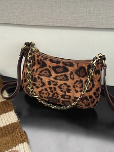 Retro leopard print faux suede shoulder bag with chunky gold chain and leather strap
