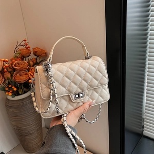 Women Rhombus Quilted Chain Shoulder Bag Elegant PU Leather Crossbody Bag With Silver Hardware Square Handbag Evening Bag